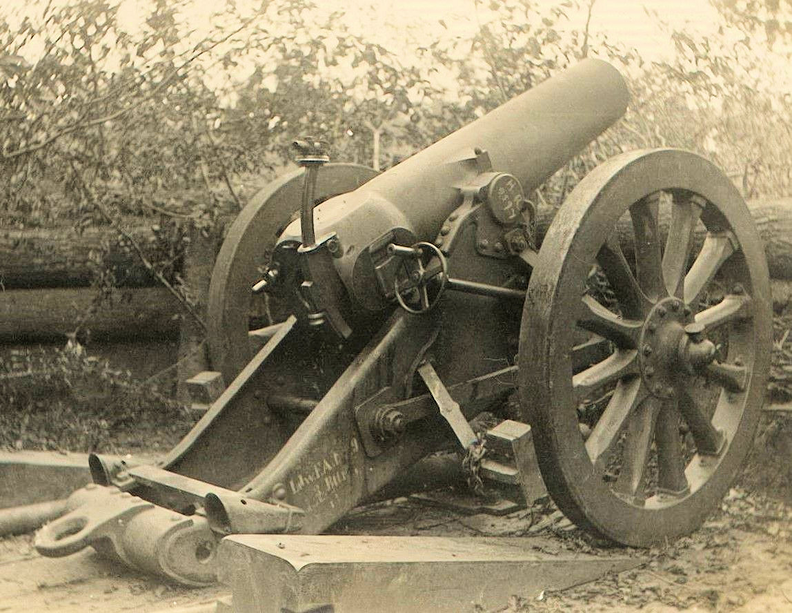 page_img_143_4 Obusier de 15cm C93